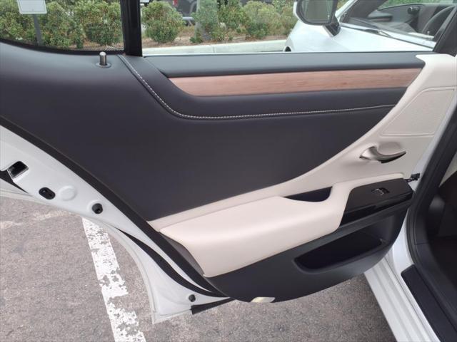used 2024 Lexus ES 300h car, priced at $43,444