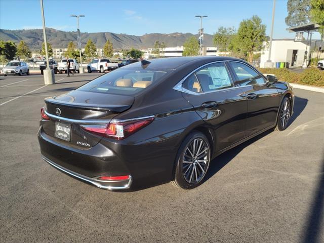 new 2025 Lexus ES 300h car, priced at $50,439