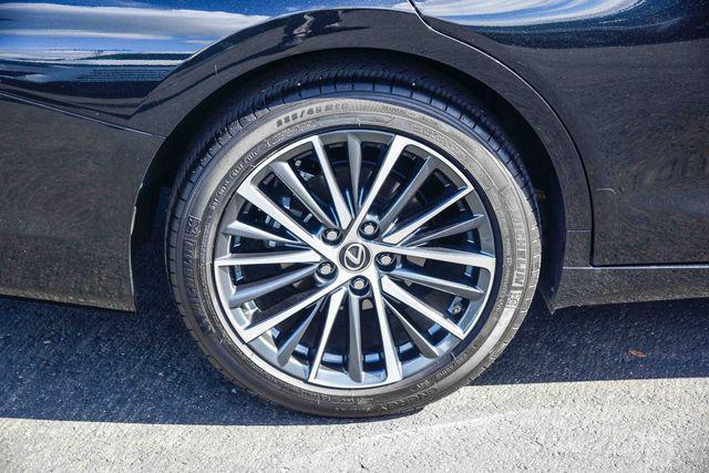 used 2025 Lexus ES 300h car, priced at $41,399