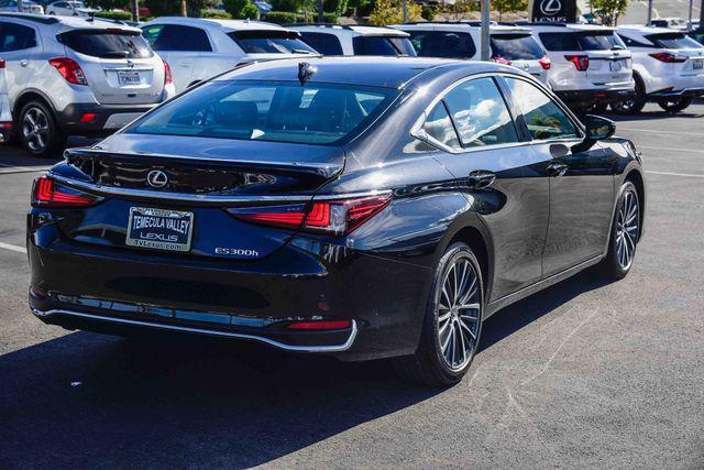 used 2025 Lexus ES 300h car, priced at $41,399