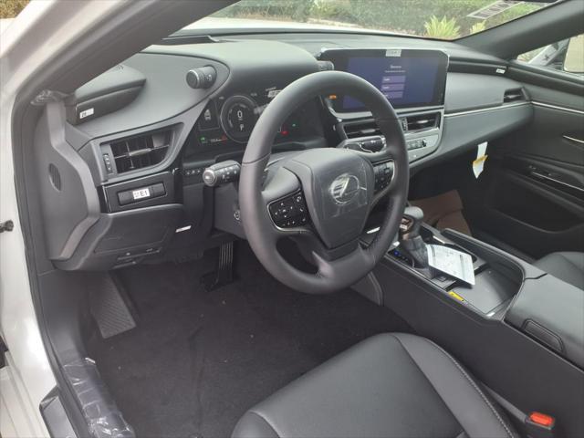 new 2025 Lexus ES 300h car, priced at $51,389
