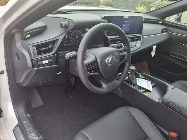 new 2025 Lexus ES 300h car, priced at $51,389