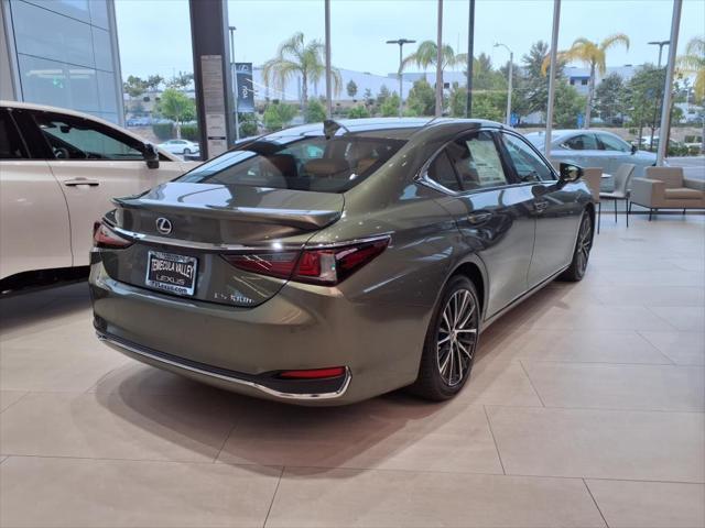new 2025 Lexus ES 300h car, priced at $48,799
