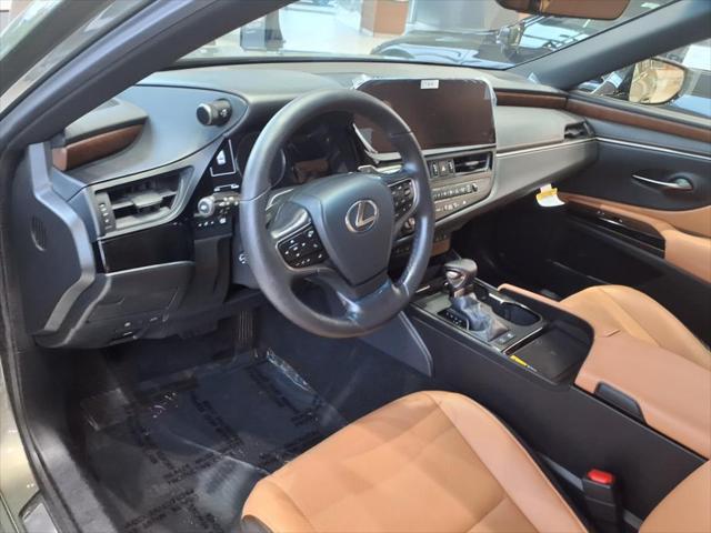 new 2025 Lexus ES 300h car, priced at $48,799