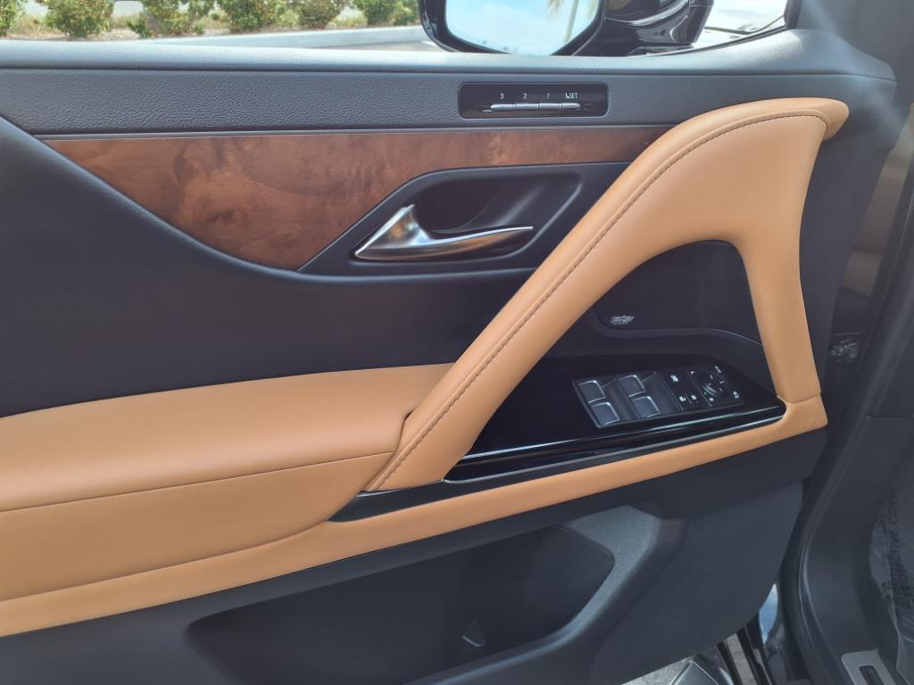 new 2025 Lexus LX 600 car, priced at $119,788