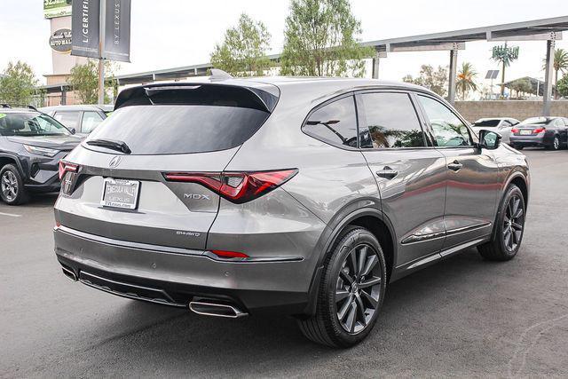 used 2025 Acura MDX car, priced at $49,799