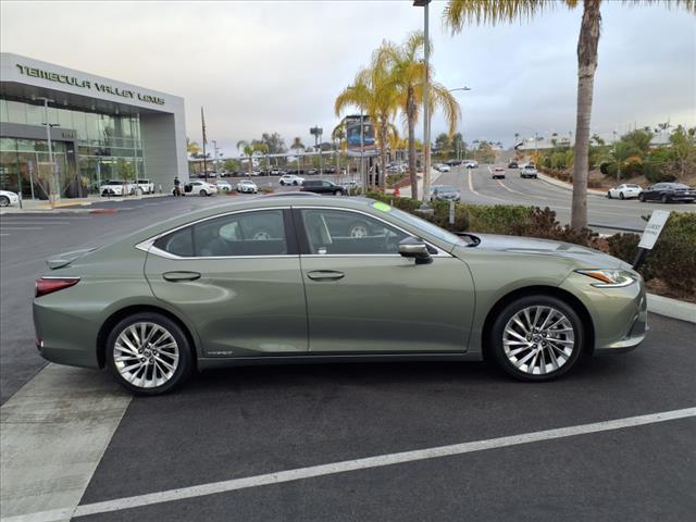 used 2019 Lexus ES 300h car, priced at $30,694