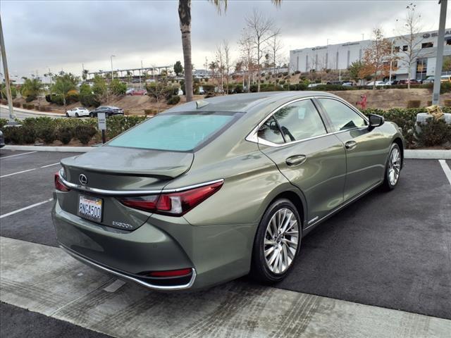 used 2019 Lexus ES 300h car, priced at $30,694