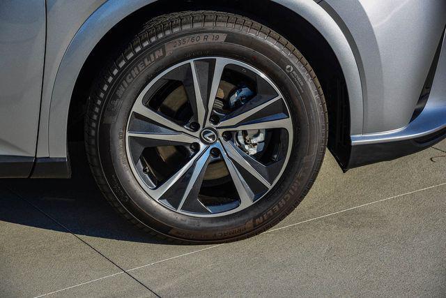new 2025 Lexus RX 350 car, priced at $53,185