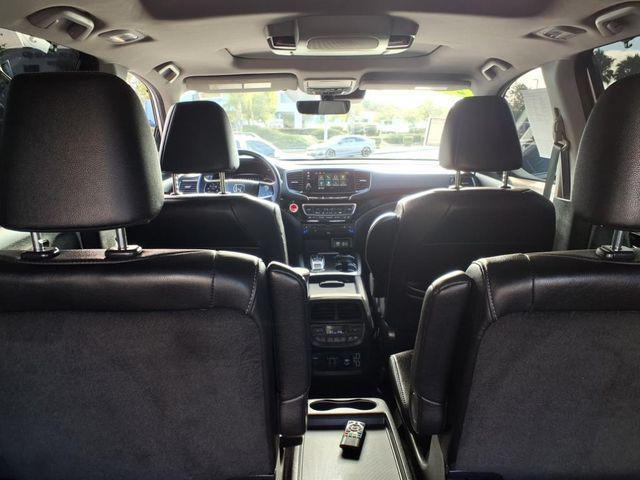 used 2022 Honda Pilot car, priced at $31,887