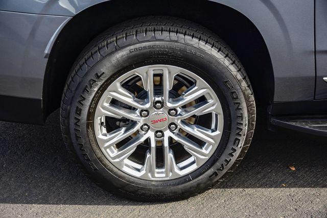 used 2022 GMC Yukon XL car, priced at $45,889