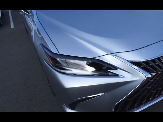 new 2024 Lexus ES 300h car, priced at $56,285