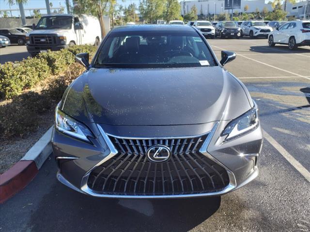 new 2025 Lexus ES 300h car, priced at $49,314