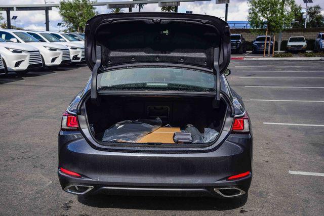 new 2025 Lexus ES 350 car, priced at $44,594