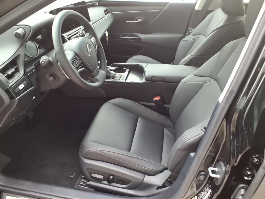 new 2025 Lexus ES 350 car, priced at $51,160
