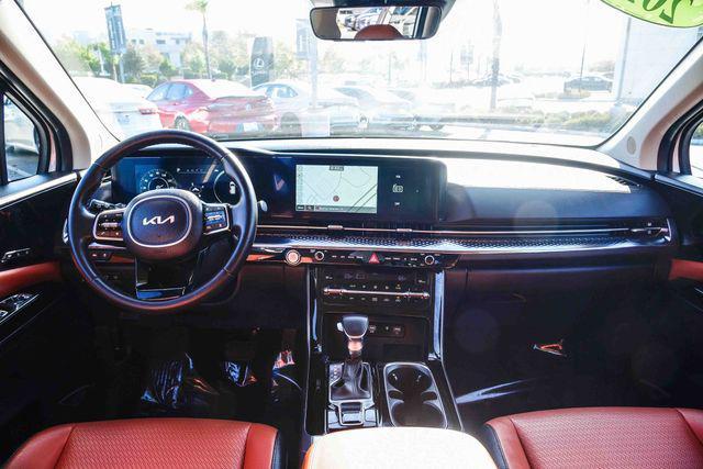 used 2024 Kia Carnival car, priced at $41,777