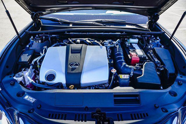 new 2025 Lexus ES 350 car, priced at $43,764