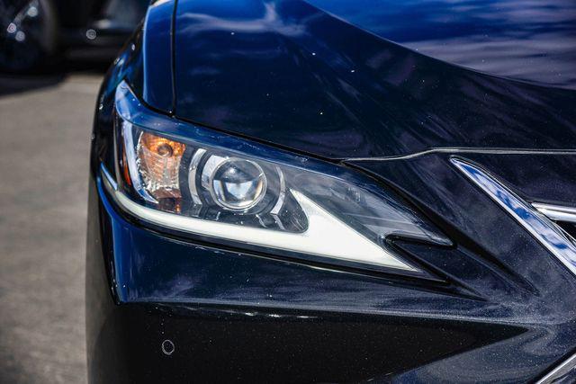 used 2021 Lexus ES 350 car, priced at $32,394