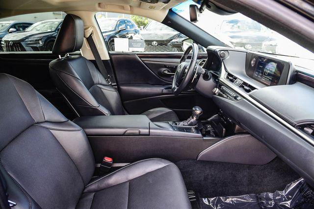 used 2021 Lexus ES 350 car, priced at $32,394