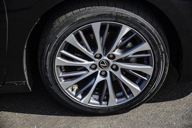 used 2021 Lexus ES 350 car, priced at $32,394