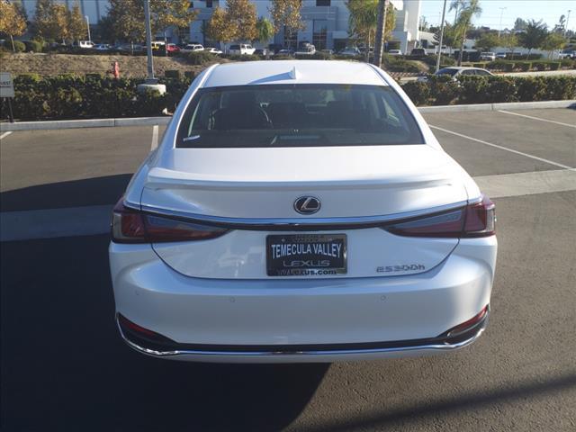 new 2025 Lexus ES 300h car, priced at $49,379