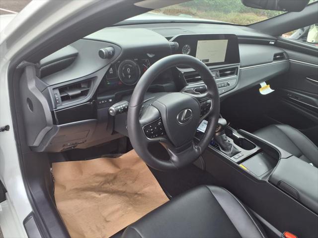 new 2025 Lexus ES 300h car, priced at $49,069