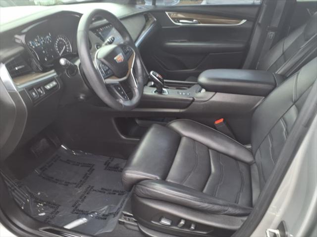 used 2017 Cadillac XT5 car, priced at $26,795