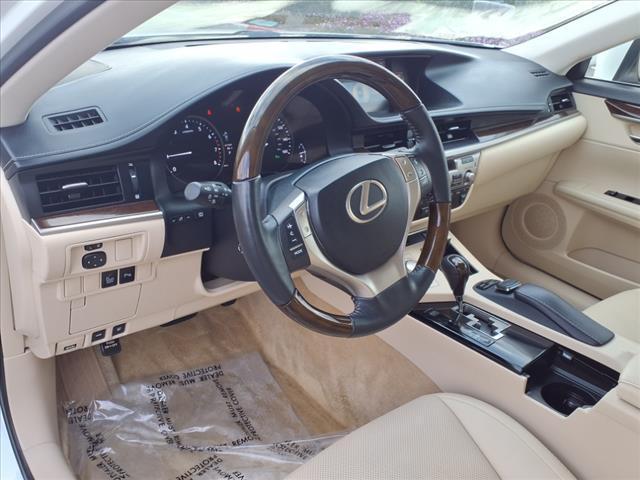 used 2015 Lexus ES 350 car, priced at $19,995