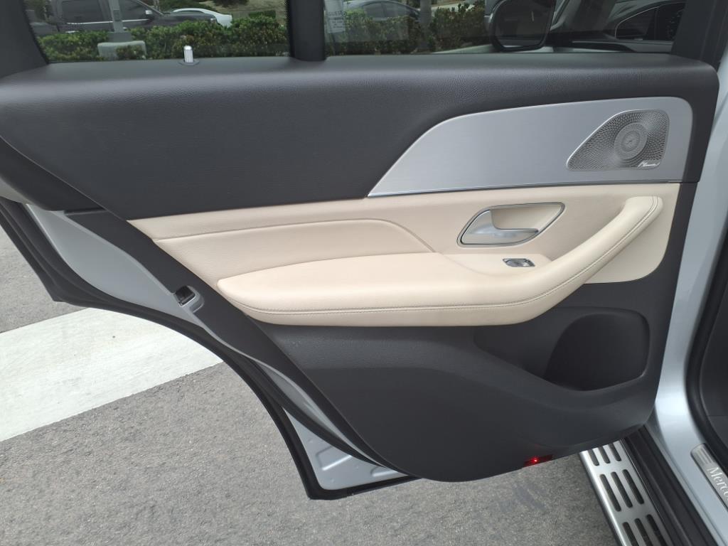 used 2020 Mercedes-Benz GLE 450 car, priced at $39,988