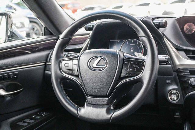used 2019 Lexus ES 350 car, priced at $30,931