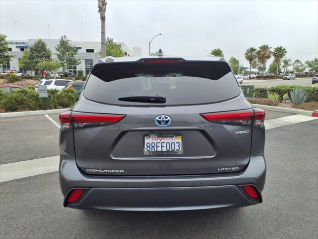 used 2020 Toyota Highlander Hybrid car, priced at $32,995