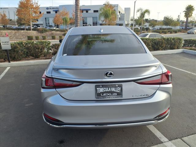 new 2025 Lexus ES 300h car, priced at $48,565