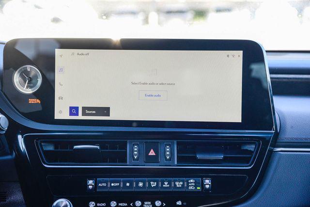 new 2025 Lexus ES 300h car, priced at $57,174