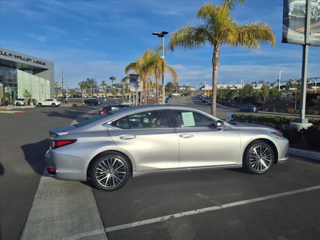 used 2022 Lexus ES 300h car, priced at $38,995