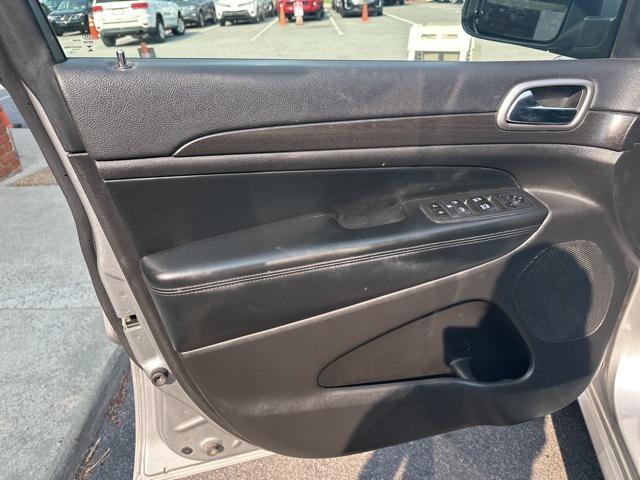 used 2017 Jeep Grand Cherokee car, priced at $14,230