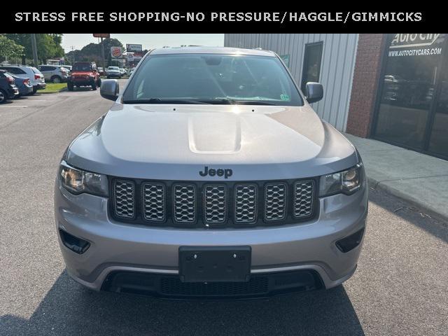used 2017 Jeep Grand Cherokee car, priced at $13,575
