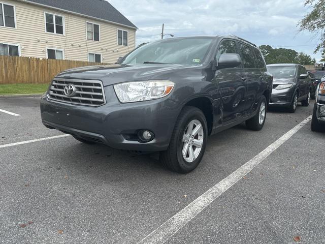 used 2010 Toyota Highlander car, priced at $10,400