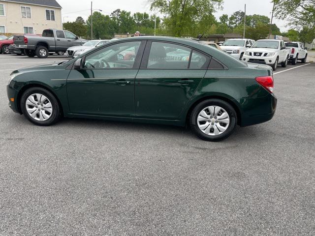 used 2014 Chevrolet Cruze car, priced at $7,500