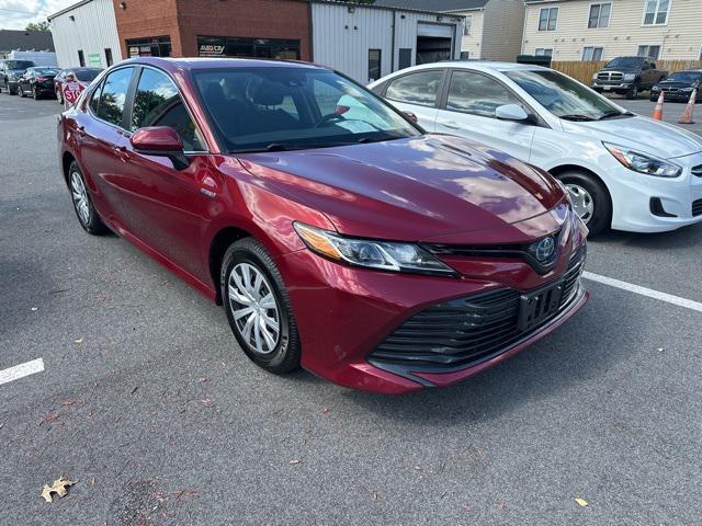 used 2019 Toyota Camry Hybrid car, priced at $19,698