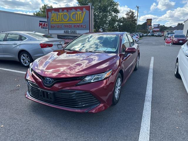 used 2019 Toyota Camry Hybrid car, priced at $19,698