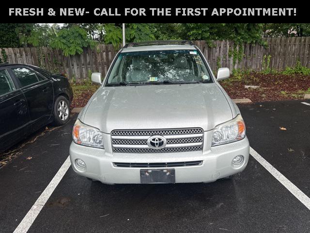 used 2006 Toyota Highlander Hybrid car, priced at $4,950