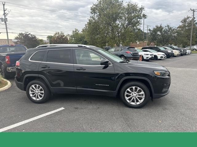 used 2019 Jeep Cherokee car, priced at $12,195