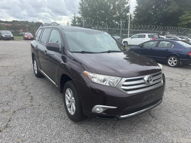 used 2013 Toyota Highlander car, priced at $13,398