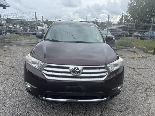 used 2013 Toyota Highlander car, priced at $13,398