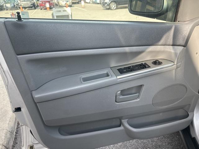 used 2005 Jeep Grand Cherokee car, priced at $5,700