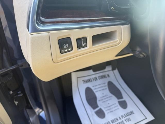used 2017 Cadillac XT5 car, priced at $10,718