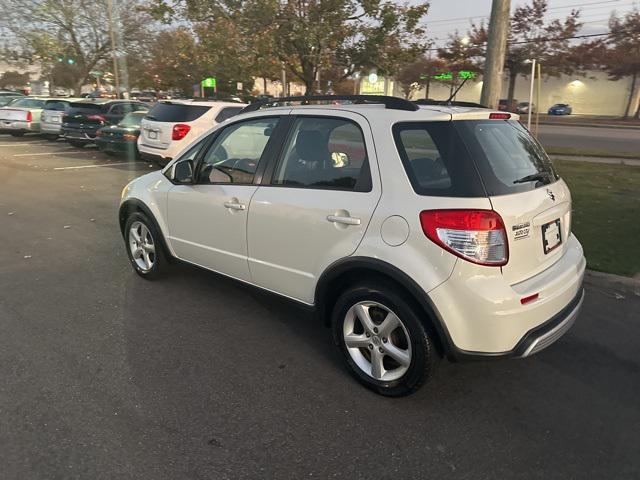 used 2008 Suzuki SX4 car, priced at $5,500