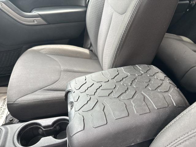 used 2015 Jeep Wrangler Unlimited car, priced at $17,607