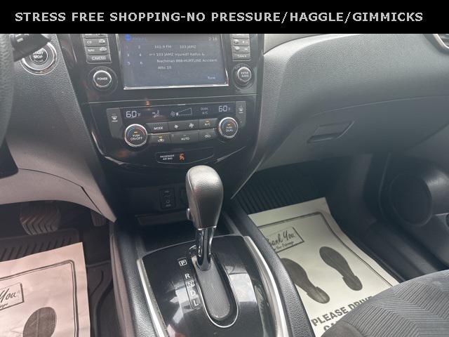 used 2016 Nissan Rogue car, priced at $10,002