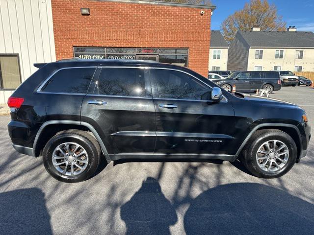 used 2015 Jeep Grand Cherokee car, priced at $12,250